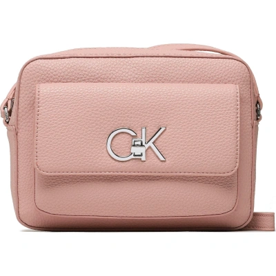 Kabelka Calvin Klein Re-Lock Camera Bag With Flap Pbl K60K609397 TQP
